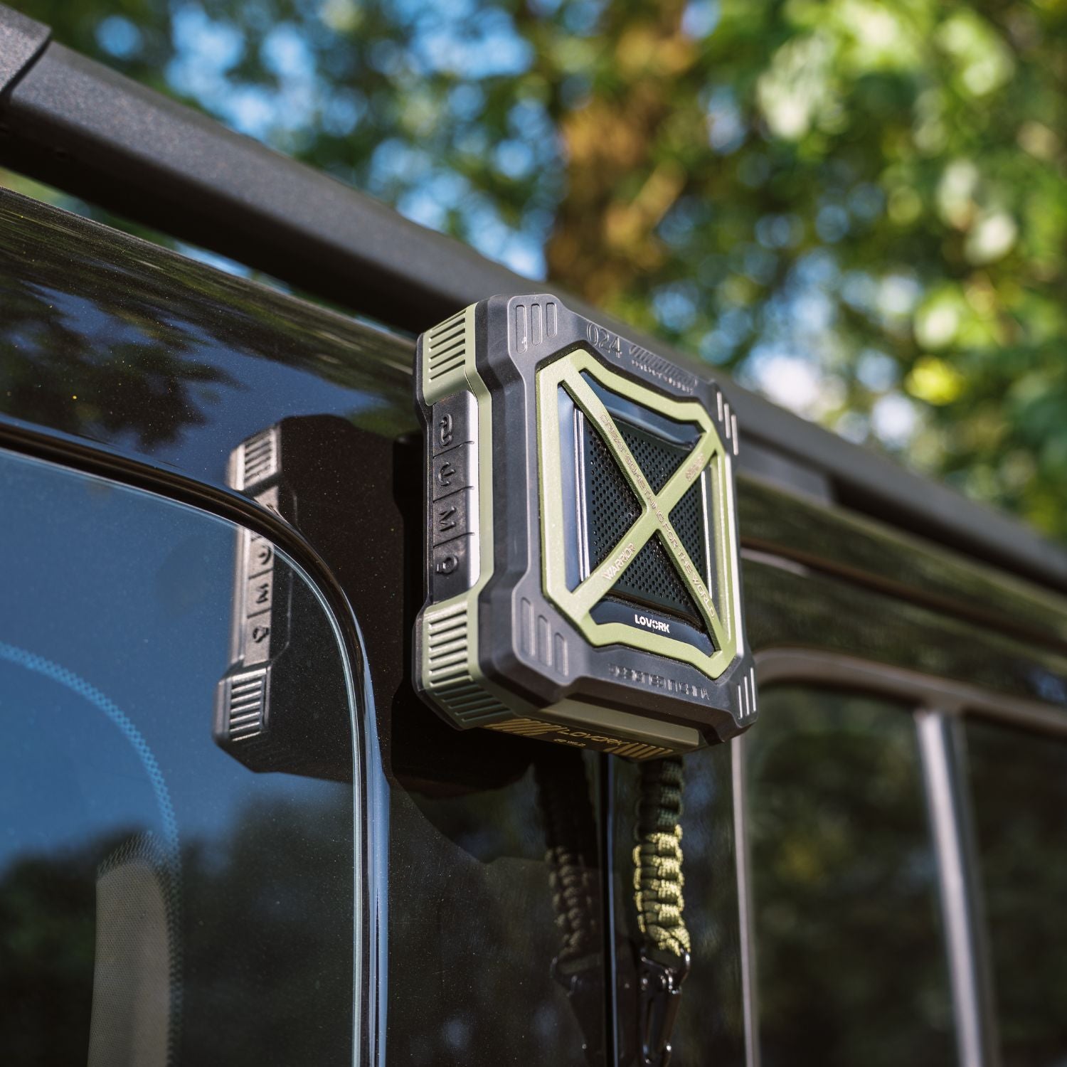 WARRIOR Bluetooth speaker with light effect