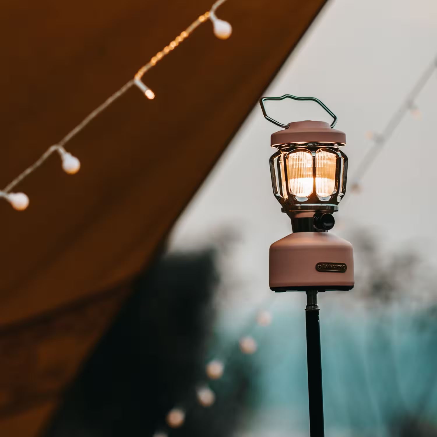 Lanterne LED sans fil - HURRICANE EVOLUTION - baladeuse autonomie XXL (100 heures) et Powerbank