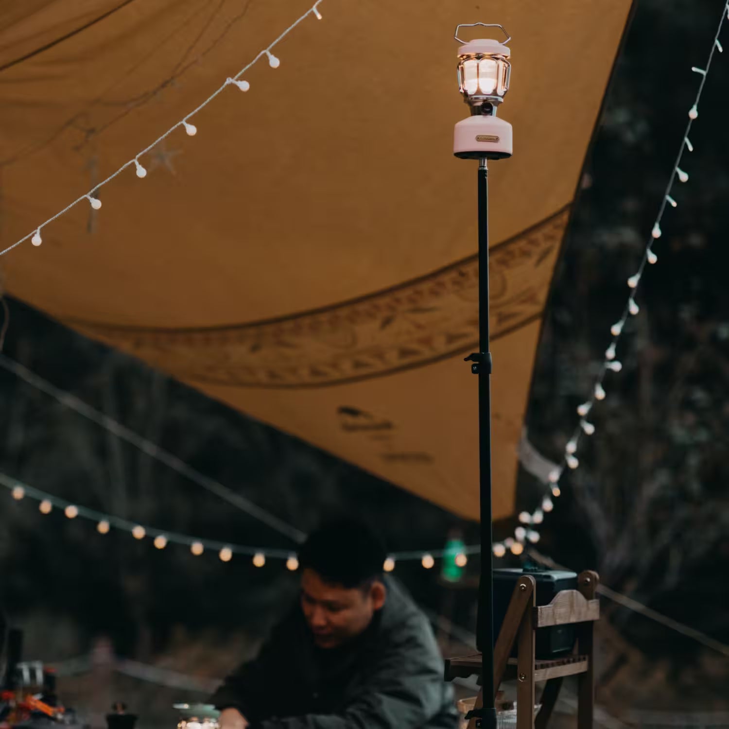 Lanterne LED sans fil - HURRICANE EVOLUTION - baladeuse autonomie XXL (100 heures) et Powerbank